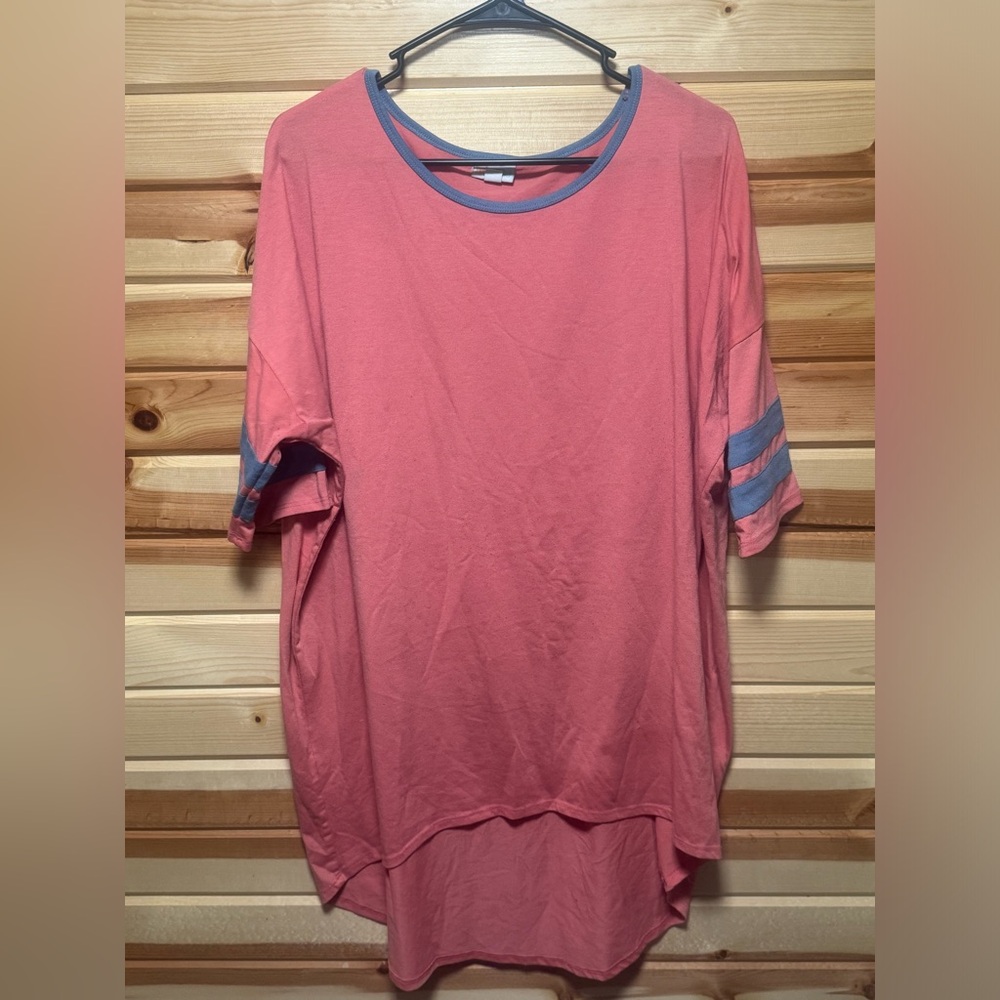 Lularoe top